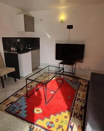 Apartment Prjardin Le Blanc-Mesnil